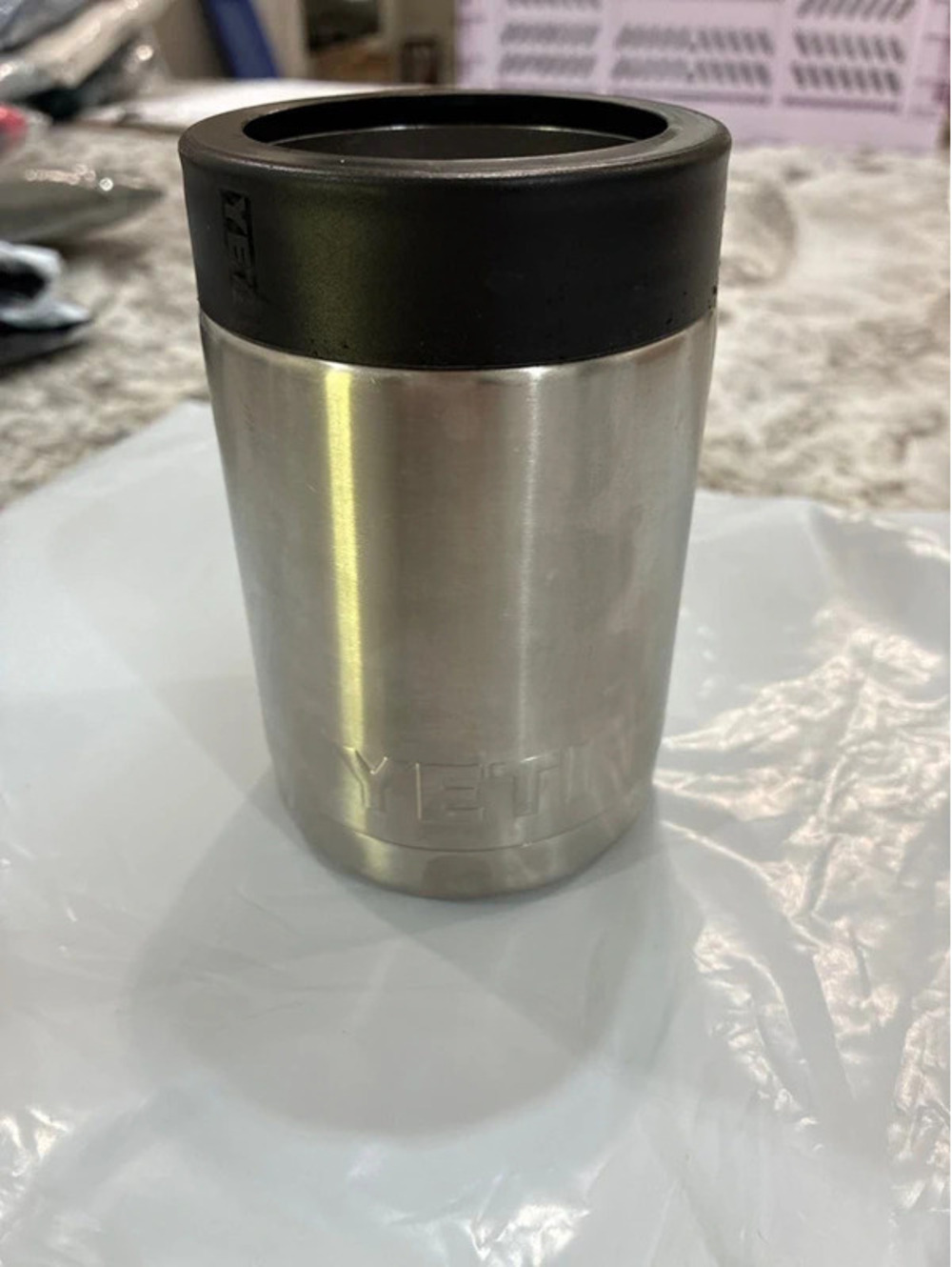 Yeti 12oz can holder